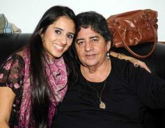 Foto de la galería: Silvina Daniela Davalos en su casa con amigos!!!