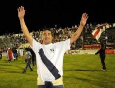 Foto de la galería: Guaraní 0-Juventud Unida 0 (La Franja a un paso del Argentino A)