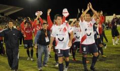Foto de la galería: Guaraní 0-Juventud Unida 0 (La Franja a un paso del Argentino A)