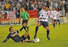 Foto de la galería: Guaraní 0-Juventud Unida 0 (La Franja a un paso del Argentino A)