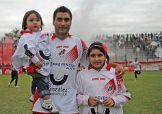 Foto de la galería: Guaraní 0-Juventud Unida 0 (La Franja a un paso del Argentino A)