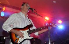 Foto de la galería: César "Banana" Pueyrredón en el Casino Club