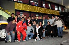 Foto de la galería: La gente acompañó  a Guaraní en  Tucumán