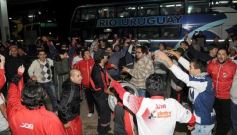 Foto de la galería: La gente acompañó  a Guaraní en  Tucumán