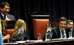 Foto de la galería: Cuarto Intermedio: Carlos Rovira recibe Lanza de Andresito