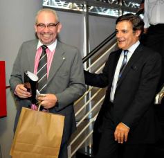 Foto de la galería: Cuarto Intermedio: Carlos Rovira recibe Lanza de Andresito