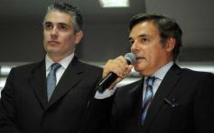 Foto de la galería: Cuarto Intermedio: Carlos Rovira recibe Lanza de Andresito