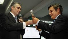 Foto de la galería: Cuarto Intermedio: Carlos Rovira recibe Lanza de Andresito