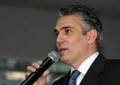 Foto de la galería: Cuarto Intermedio: Carlos Rovira recibe Lanza de Andresito