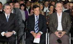 Foto de la galería: Cuarto Intermedio: Carlos Rovira recibe Lanza de Andresito