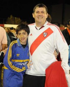 Foto de la galería: Festejos por el ascenso de Guaraní al Argentino A