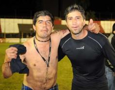 Foto de la galería: Festejos por el ascenso de Guaraní al Argentino A