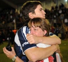 Foto de la galería: Festejos por el ascenso de Guaraní al Argentino A