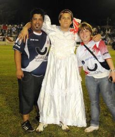 Foto de la galería: Festejos por el ascenso de Guaraní al Argentino A