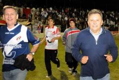 Foto de la galería: Festejos por el ascenso de Guaraní al Argentino A