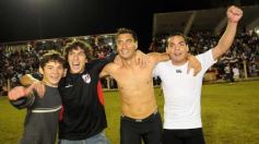 Foto de la galería: Festejos por el ascenso de Guaraní al Argentino A