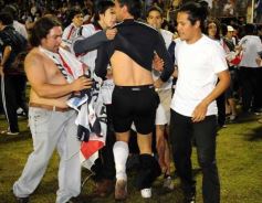Foto de la galería: Festejos por el ascenso de Guaraní al Argentino A