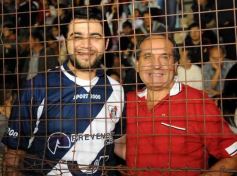 Foto de la galería: Festejos por el ascenso de Guaraní al Argentino A