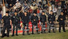 Foto de la galería: Festejos por el ascenso de Guaraní al Argentino A
