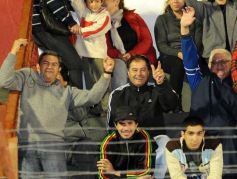 Foto de la galería: Festejos por el ascenso de Guaraní al Argentino A