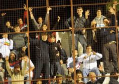 Foto de la galería: Festejos por el ascenso de Guaraní al Argentino A