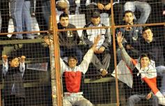 Foto de la galería: Festejos por el ascenso de Guaraní al Argentino A