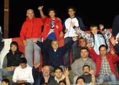 Foto de la galería: Festejos por el ascenso de Guaraní al Argentino A