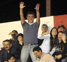 Foto de la galería: Festejos por el ascenso de Guaraní al Argentino A