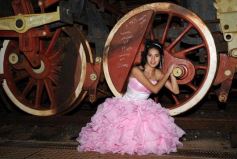 Foto de la galería: Los 15, de Gabriela Portes en el Club Luz y Fuerza de Posadas