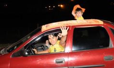 Foto de la galería: Crucero: Caravana y festejos por el ascenso al Nacional B