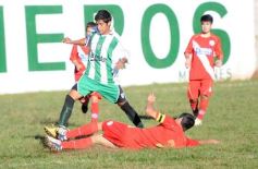 Foto de la galería: Argentinos 2-El Brete 3, primera final