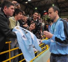 Foto de la galería: El Idolo Manu Ginóbili en Foz