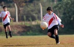 Foto de la galería: Final clase 1999: Guaraní 2-Mitre 1