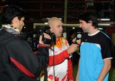 Foto de la galería: Revista 12 4-Amigos de Revista 12 6