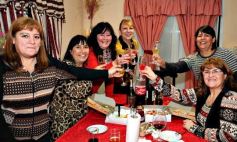 Foto de la galería: Encuentros, cena y baile  por la amistad