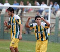 Foto de la galería: Primera final. La Picada 5-Guaraní 1