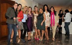 Foto de la galería: Cristina Laszeski en su casa con amigas!!!