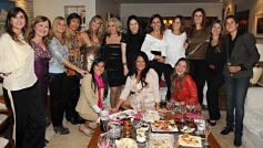 Foto de la galería: Cristina Laszeski en su casa con amigas!!!