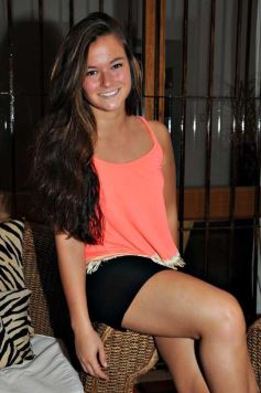 Foto de la galería: Cristina Laszeski en su casa con amigas!!!