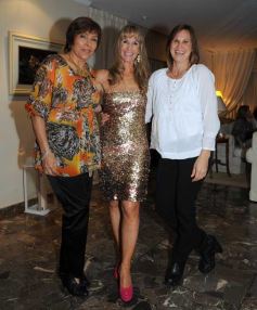 Foto de la galería: Cristina Laszeski en su casa con amigas!!!