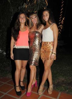 Foto de la galería: Cristina Laszeski en su casa con amigas!!!