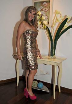 Foto de la galería: Cristina Laszeski en su casa con amigas!!!