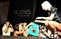 Foto de la galería: Desfile show en el cuarto tramo de la costanera con Ingrid Grudke