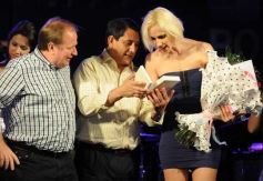 Foto de la galería: Desfile show en el cuarto tramo de la costanera con Ingrid Grudke