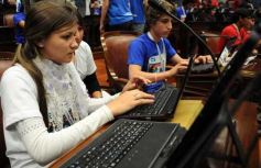 Foto de la galería: Parlamento Estudiantil  Misioneros 2012