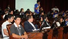 Foto de la galería: Parlamento Estudiantil  Misioneros 2012