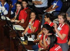 Foto de la galería: Parlamento Estudiantil  Misioneros 2012
