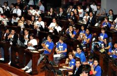 Foto de la galería: Parlamento Estudiantil  Misioneros 2012
