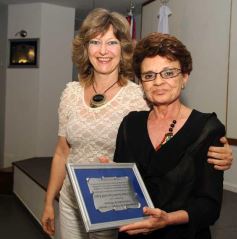 Foto de la galería: Reconocimiento a Profesionales 2012