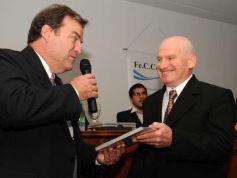 Foto de la galería: Reconocimiento a Profesionales 2012